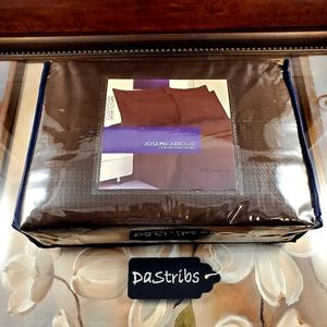 Joseph Abboud Continental Living King Sheet Set